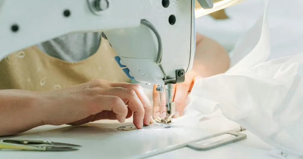 Can tailors make dresses bigger