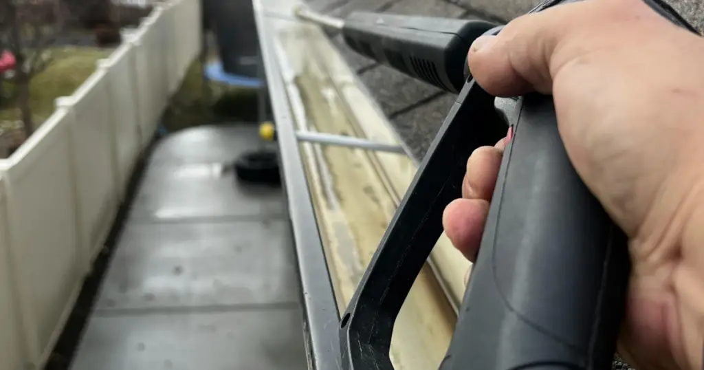 How much do drain cleaners make per hour