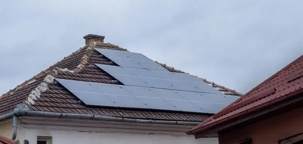 When are solar panels most efficient